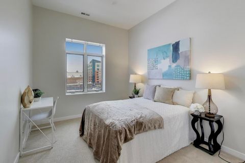 Tiny photo for 1600 N MARSHFIELD Avenue #403, Chicago, IL 60622 (MLS # 12550393)