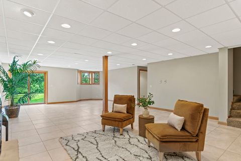 Tiny photo for 2505 Timberline Trail, Woodstock, IL 60098 (MLS # 12492566)