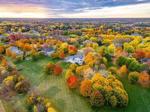 Tiny photo for 2505 Timberline Trail, Woodstock, IL 60098 (MLS # 12492566)