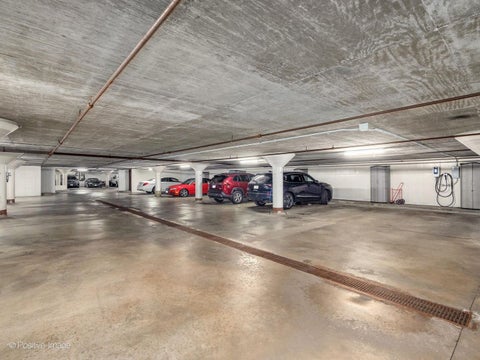 Tiny photo for 5 OAK BROOK CLUB Drive #P6-N, Oak Brook, IL 60523 (MLS # 12695717)