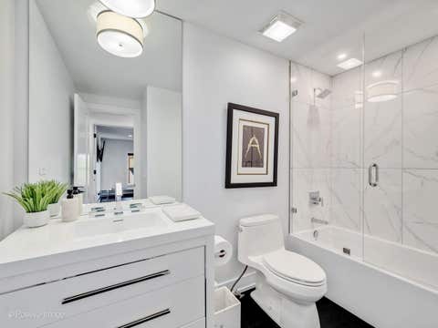 Tiny photo for 5 OAK BROOK CLUB Drive #P6-N, Oak Brook, IL 60523 (MLS # 12695717)
