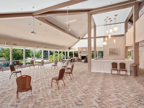 Tiny photo for 5 OAK BROOK CLUB Drive #P6-N, Oak Brook, IL 60523 (MLS # 12695717)