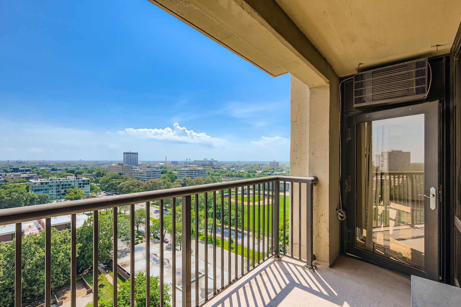 3001 S Michigan Avenue 1305