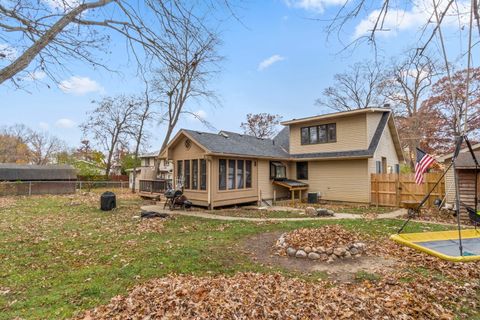 Tiny photo for 33805 N Oak Street, Grayslake, IL 60030 (MLS # 12522489)