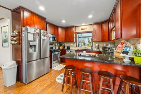 Tiny photo for 33805 N Oak Street, Grayslake, IL 60030 (MLS # 12522489)