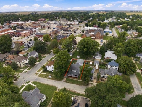 Photo of 311 E Jefferson Street, Clinton, IL 61727 (MLS # 12773281)