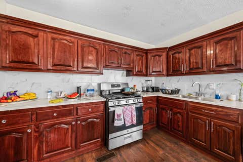 Tiny photo for 904 N Prospect Street, Rockford, IL 61107 (MLS # 12738306)