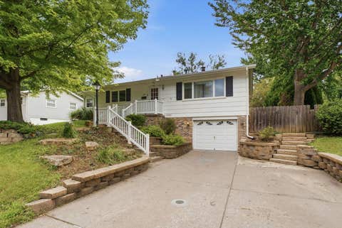 Tiny photo for 1106 Summit Hills Drive, Bettendorf, IA 52722 (MLS # 12736622)