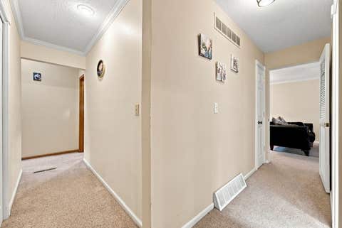 Tiny photo for 1106 Summit Hills Drive, Bettendorf, IA 52722 (MLS # 12736622)