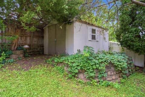 Tiny photo for 1106 Summit Hills Drive, Bettendorf, IA 52722 (MLS # 12736622)