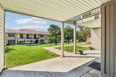 Tiny photo for 1760 BRISTOL Walk #B, Hoffman Estates, IL 60169 (MLS # 12773552)