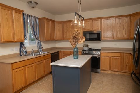 Tiny photo for 543 Regent Road, University Park, IL 60484 (MLS # 12400437)