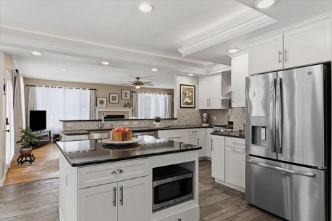 Tiny photo for 1307 Cross Creek Road, Mahomet, IL 61853 (MLS # 12628885)