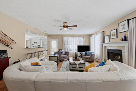 Tiny photo for 1307 Cross Creek Road, Mahomet, IL 61853 (MLS # 12628885)