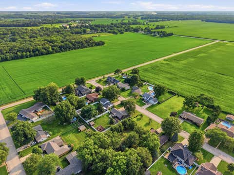 Tiny photo for 8 Woodside Avenue, Kankakee, IL 60901 (MLS # 12727080)