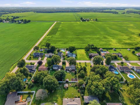 Tiny photo for 8 Woodside Avenue, Kankakee, IL 60901 (MLS # 12727080)
