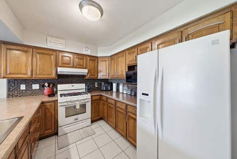 Tiny photo for 8 Woodside Avenue, Kankakee, IL 60901 (MLS # 12727080)