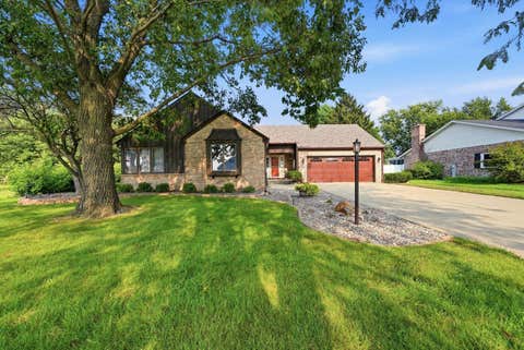 Photo of 8 Woodside Avenue, Kankakee, IL 60901 (MLS # 12727080)