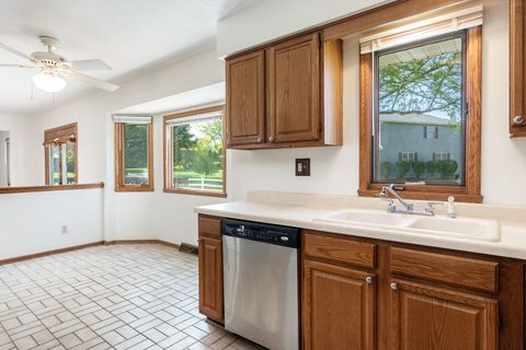 Tiny photo for 7460 Bermuda Drive, Rockford, IL 61108 (MLS # 12649306)