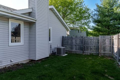 Tiny photo for 7460 Bermuda Drive, Rockford, IL 61108 (MLS # 12649306)