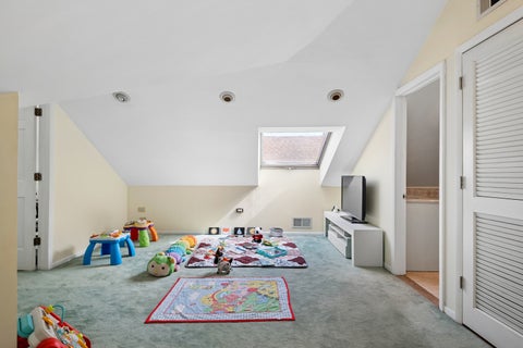 Tiny photo for 6858 Riverside Drive, Berwyn, IL 60402 (MLS # 12789572)
