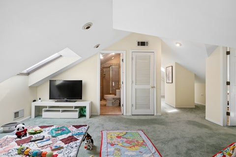 Tiny photo for 6858 Riverside Drive, Berwyn, IL 60402 (MLS # 12789572)