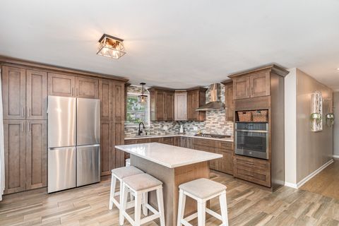 Tiny photo for 9049 Barberry Lane, Hickory Hills, IL 60457 (MLS # 12413025)