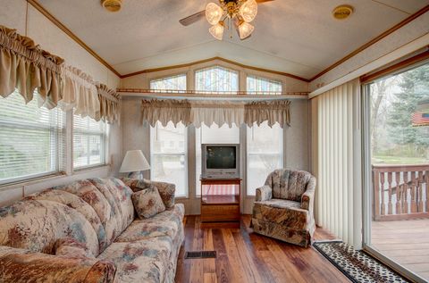 Tiny photo for 8 Bluegill Circle, Wilmington, IL 60481 (MLS # 12331289)