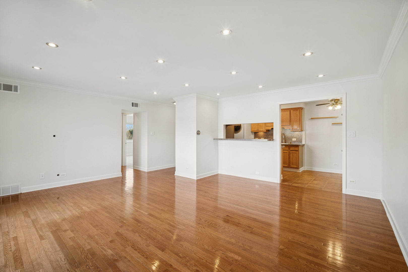 675 Grove Terrace 208