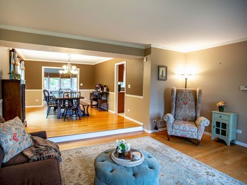 Tiny photo for 17945 W Pond Ridge Circle, Gurnee, IL 60031 (MLS # 12570472)