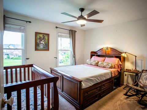 Tiny photo for 17945 W Pond Ridge Circle, Gurnee, IL 60031 (MLS # 12570472)