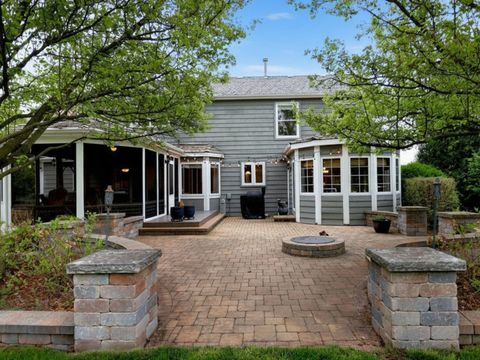 Tiny photo for 17945 W Pond Ridge Circle, Gurnee, IL 60031 (MLS # 12570472)