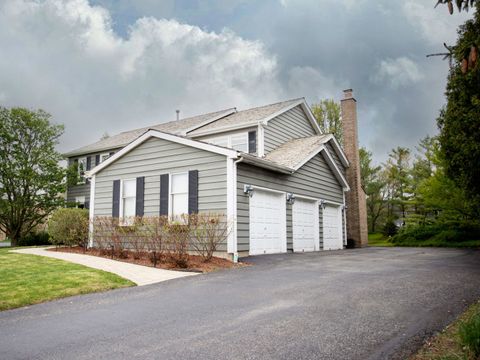 Tiny photo for 17945 W Pond Ridge Circle, Gurnee, IL 60031 (MLS # 12570472)