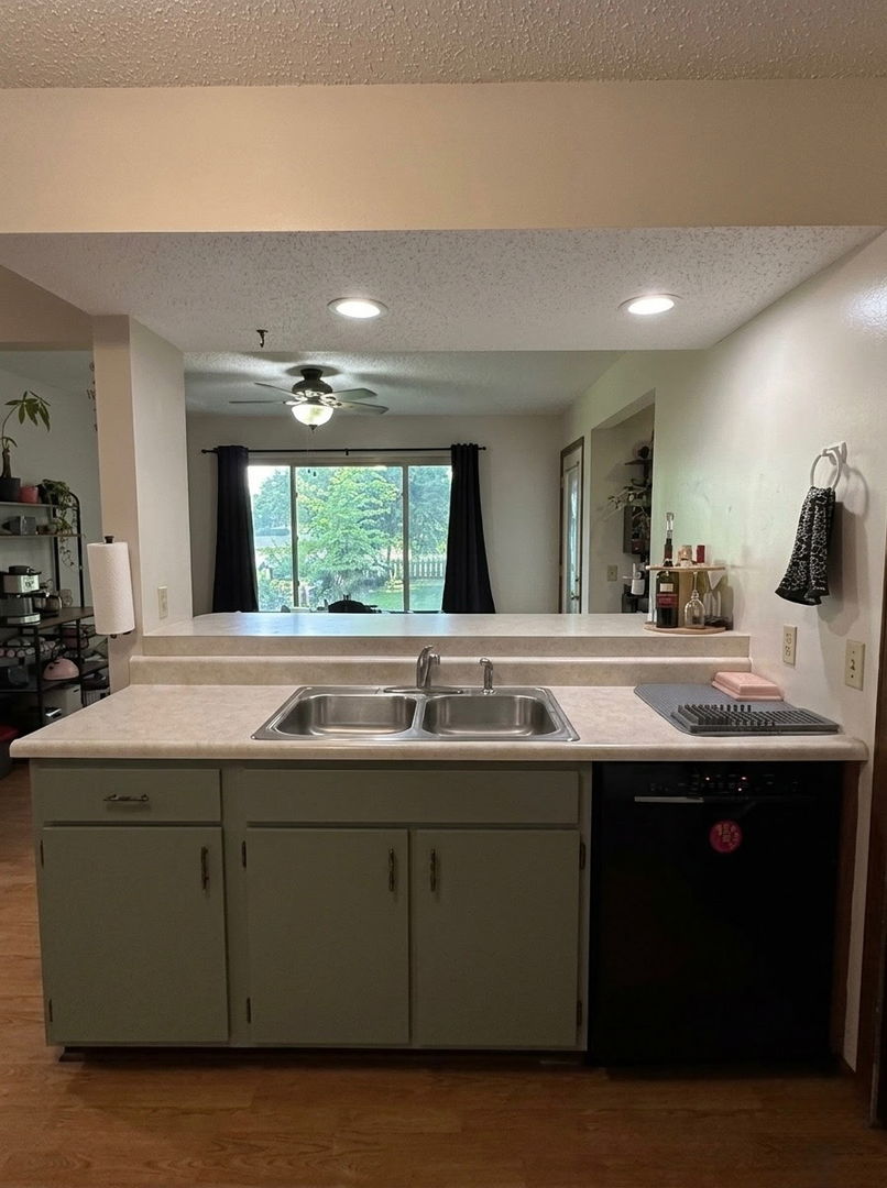507 Clearwater Drive 1
