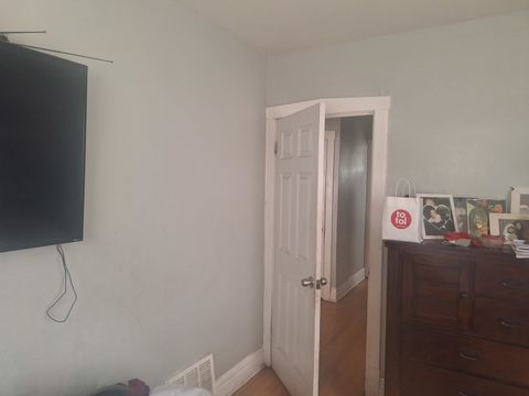 Tiny photo for 9351 S Manistee Avenue, Chicago, IL 60617 (MLS # 12494036)