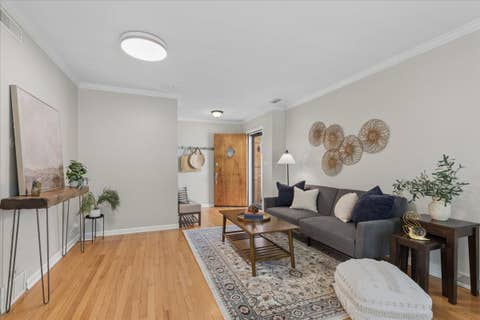 Tiny photo for 552 Burton Avenue, Highland Park, IL 60035 (MLS # 12728137)