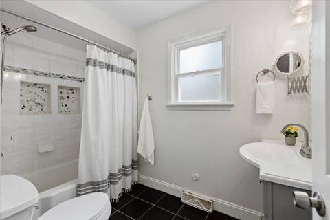 Tiny photo for 552 Burton Avenue, Highland Park, IL 60035 (MLS # 12728137)