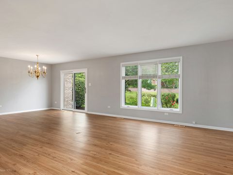 Tiny photo for 9430 Debbie Lane, Orland Park, IL 60467 (MLS # 12702596)
