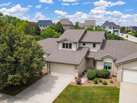 Photo of 9430 Debbie Lane, Orland Park, IL 60467 (MLS # 12702596)