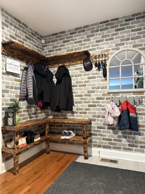 Tiny photo for 643 Burgundy Court #B, Elk Grove Village, IL 60007 (MLS # 12512067)