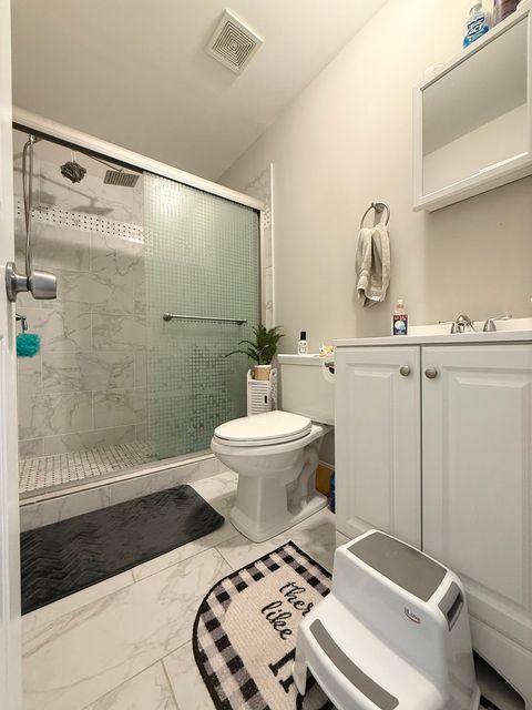 Tiny photo for 643 Burgundy Court #B, Elk Grove Village, IL 60007 (MLS # 12512067)