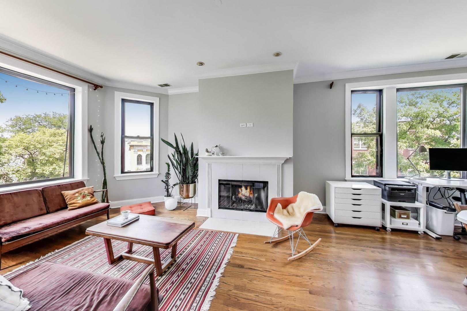 3253 W Palmer Street 301
