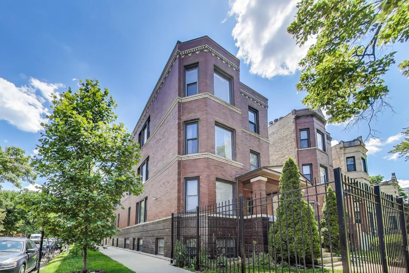 3253 W Palmer Street 301