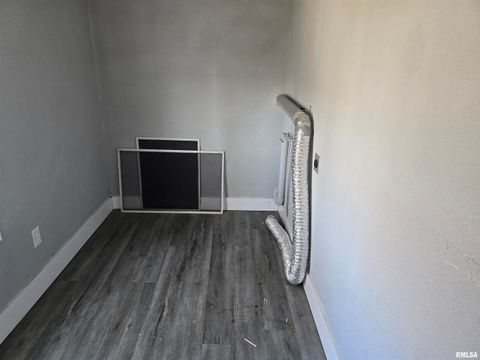 Tiny photo for 616 E 6TH Street, Davenport, IA 52803 (MLS # QC4261780)