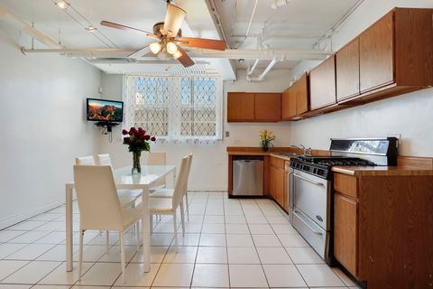 Tiny photo for 1360 E Madison Park Park #B, Chicago, IL 60615 (MLS # 12400043)