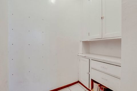Tiny photo for 1360 E Madison Park Park #B, Chicago, IL 60615 (MLS # 12400043)