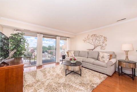 Tiny photo for 7314 Randolph Street #5B, Forest Park, IL 60130 (MLS # 12772625)
