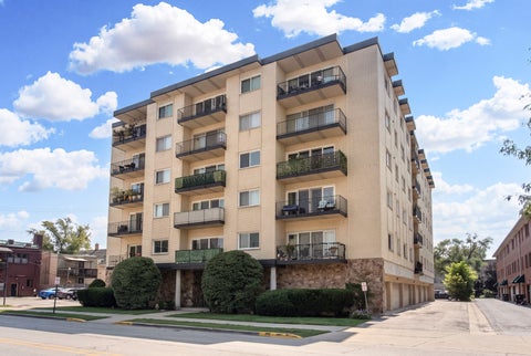 Tiny photo for 7314 Randolph Street #5B, Forest Park, IL 60130 (MLS # 12772625)