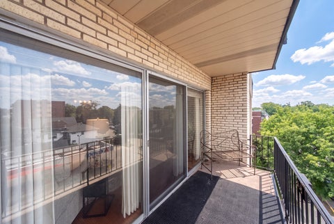 Tiny photo for 7314 Randolph Street #5B, Forest Park, IL 60130 (MLS # 12772625)