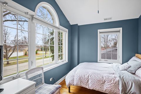 Tiny photo for 420 Radcliffe Avenue, Des Plaines, IL 60016 (MLS # 12602123)